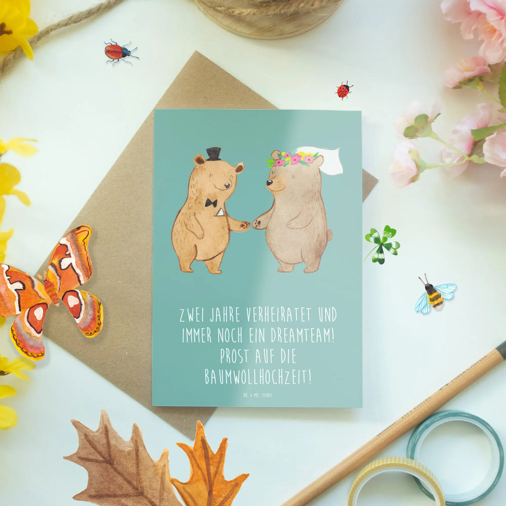 Greetings card Zwei Jahre verheiratet und immer noch ein Dreamteam! Prost auf die Baumwollhochzeit! Grußkarte, Klappkarte, Einladungskarte, Glückwunschkarte, Hochzeitskarte, Geburtstagskarte, Karte, Ansichtskarten, Hochzeit, Hochzeitsgeschenk, Ehe, Hochzeitsfeier, Trauung, Trauungsgeschenk, Verlobungsfeier, Verlobungsgeschenk, Hochzeitsgeschenkideen, Hochzeitsgeschenke für Brautpaar