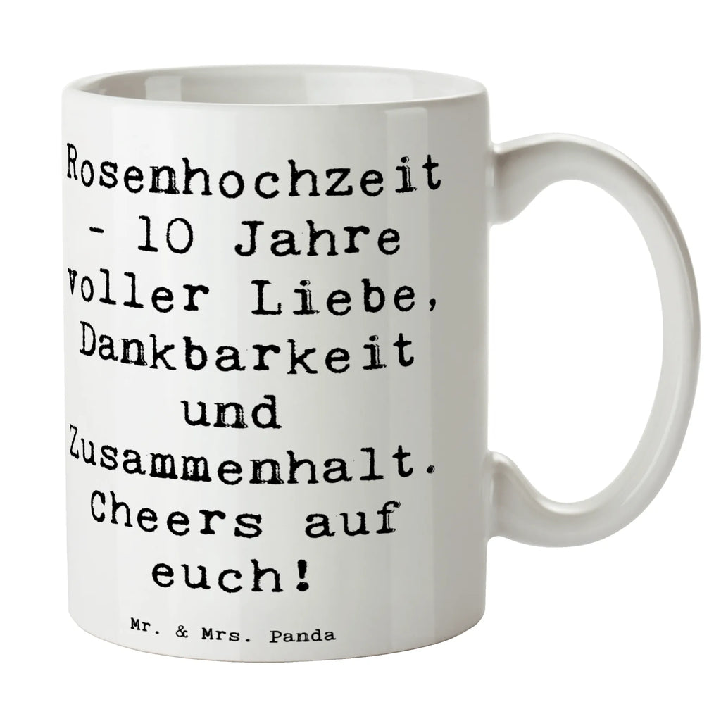 Mug Saying Rosenhochzeit - 10 Jahre voller Liebe, Dankbarkeit und Zusammenhalt. Cheers auf euch! Teetasse, Tasse, Tasse mit Motiven, Porzellantasse, Bürotasse, Kaffeetasse, Keramiktasse, Tasse mit Zitaten, Geschenktasse, Hochzeit, Hochzeitsgeschenk, Ehe, Hochzeitsfeier, Trauung, Trauungsgeschenk, Hochzeitskarte, Verlobungsfeier, Verlobungsgeschenk, Hochzeitsgeschenkideen, Hochzeitsgeschenke für Brautpaar