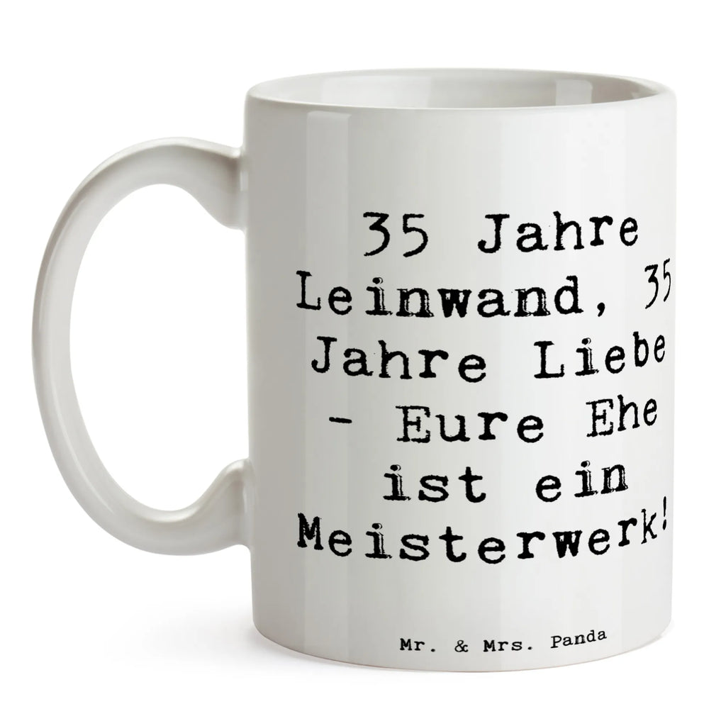 Mug Saying 35 Jahre Leinwand, 35 Jahre Liebe - Eure Ehe ist ein Meisterwerk! Kaffeetasse, Porzellantasse, Tasse mit Motiven, Teetasse, Bürotasse, Tasse mit Zitaten, Keramiktasse, Geschenktasse, Tasse, Hochzeit, Hochzeitsgeschenk, Ehe, Hochzeitsfeier, Trauung, Trauungsgeschenk, Hochzeitskarte, Verlobungsfeier, Verlobungsgeschenk, Hochzeitsgeschenkideen, Hochzeitsgeschenke für Brautpaar