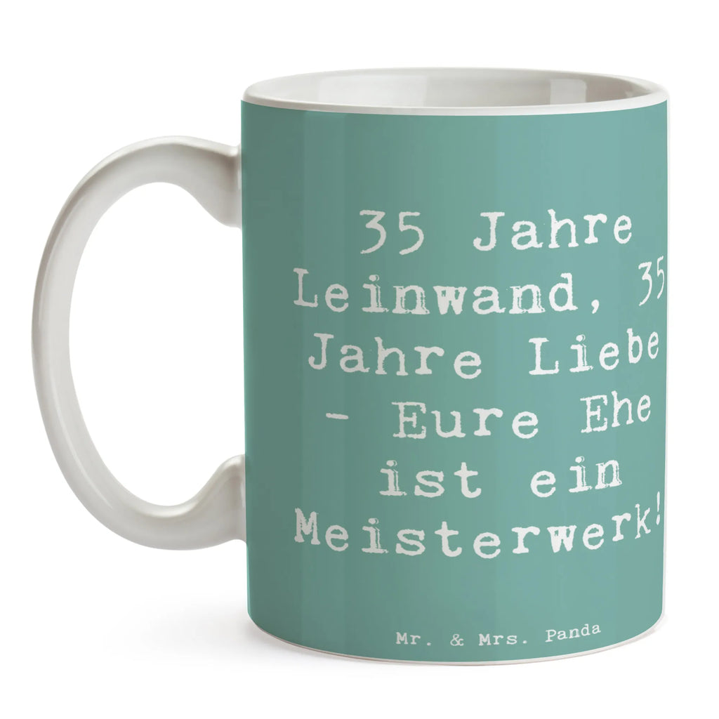 Mug Saying 35 Jahre Leinwand, 35 Jahre Liebe - Eure Ehe ist ein Meisterwerk! Kaffeetasse, Porzellantasse, Tasse mit Motiven, Teetasse, Bürotasse, Tasse mit Zitaten, Keramiktasse, Geschenktasse, Tasse, Hochzeit, Hochzeitsgeschenk, Ehe, Hochzeitsfeier, Trauung, Trauungsgeschenk, Hochzeitskarte, Verlobungsfeier, Verlobungsgeschenk, Hochzeitsgeschenkideen, Hochzeitsgeschenke für Brautpaar