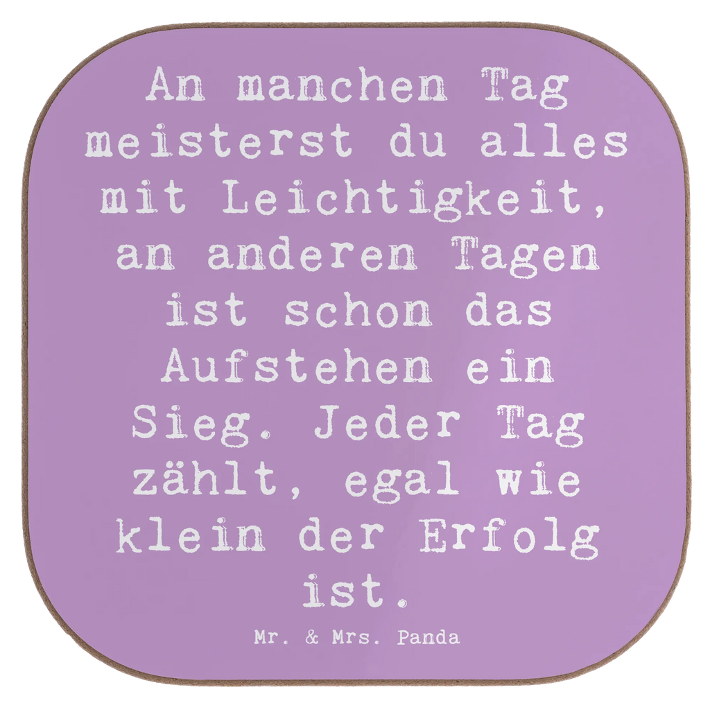 Square coaster Saying An manchen Tag meisterst du alles mit Leichtigkeit, an anderen Tagen ist schon das Aufstehen ein Sieg. Jeder Tag zählt, egal wie klein der Erfolg ist. Bierdeckel, Tassen Untersetzer, Untersetzer Holz, Glasuntersetzer, Untersetzer für Gläser, Getränkeuntersetzer, Untersetzer Design, Untersetzer aus Holz, Korkuntersetzer, Holzuntersetzer, Untersetzer, Untersetzer Gläser