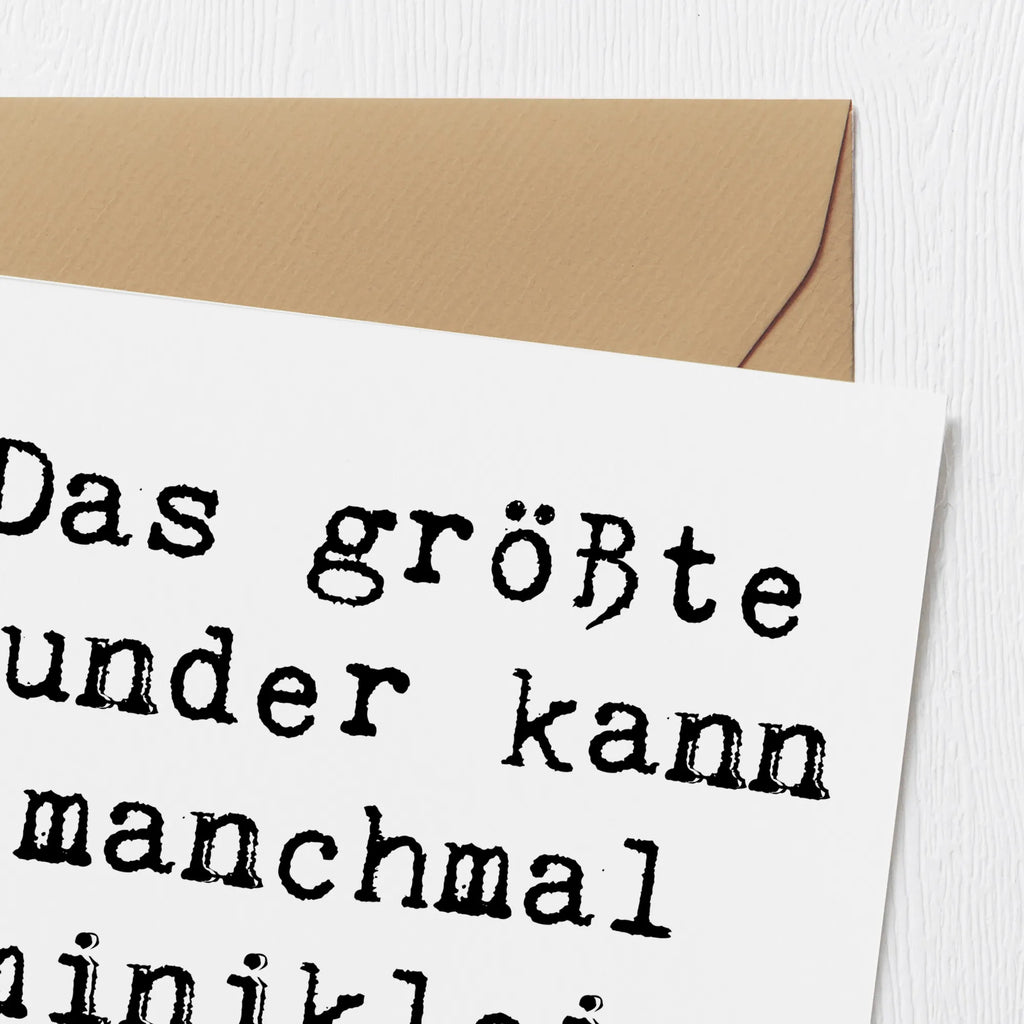 Deluxe Card Saying Das größte Wunder kann manchmal miniklein sein... weihnachtskarte, Dankeskarte, Grußkarte, Karte, Glückwunschkarte, Hochwertige Klappkarte, sprüche karten, Geschenkkarte, Einladungskarte, Geburtstagskarte, Gutscheinkarte, Hochwertige Grußkarte, Hochzeitskarte, abschiedskarte, quadratische karte, Klappkarte, lustige karten, geburtskarte, dekoration, sprüche, zitate, spruch kollektion, inspiration, motivation, lebensweisheiten, geschenkideen, wanddeko, wohnaccessoires, sprüche sammlung, schöne sprüche, glück, liebe, freude, lächeln, alltag verschönern, nachhaltige geschenke, kreativ, einzigartig, shopify, mr and mrs panda