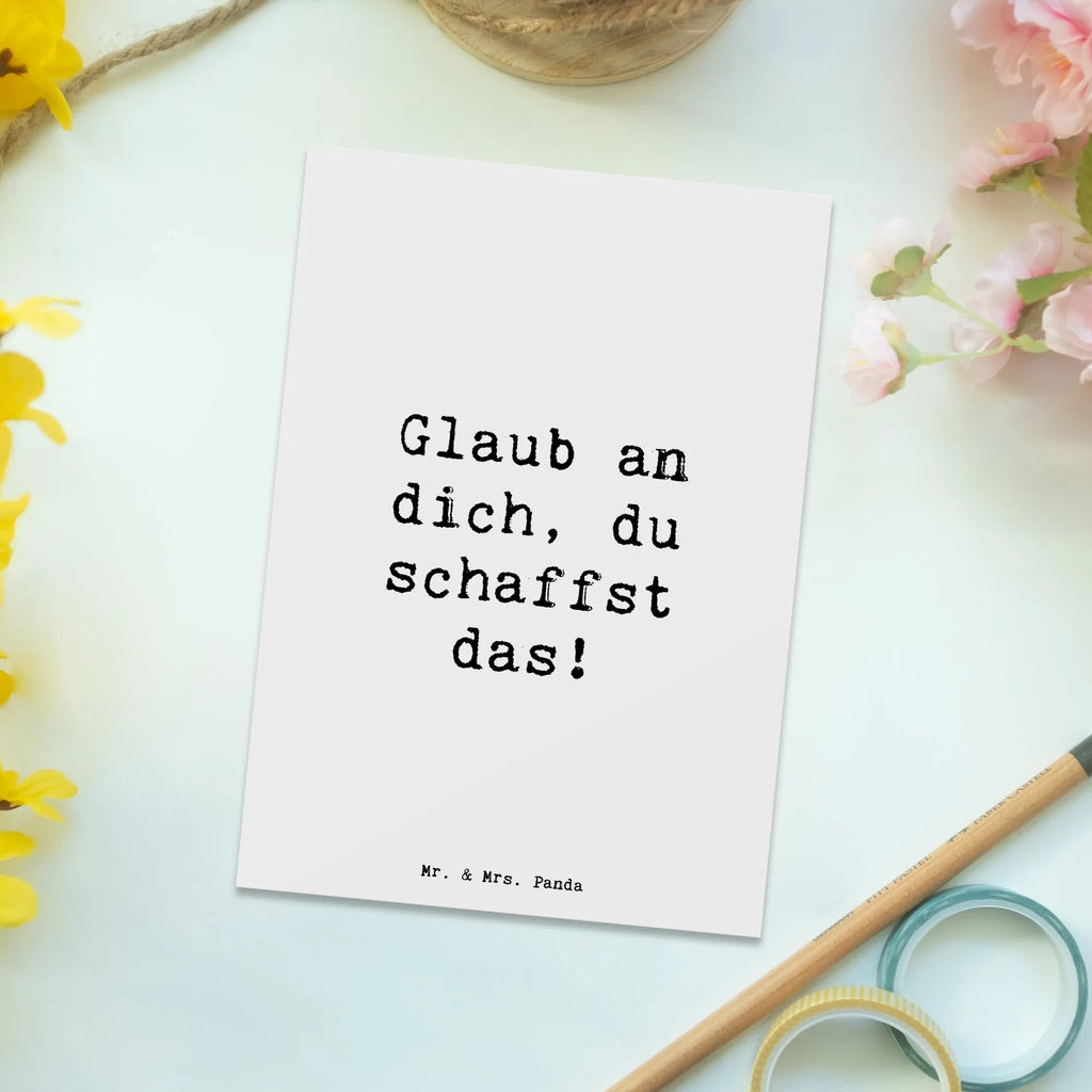 Postcard Saying Glaub an dich, du schaffst das! Postkarte, Geschenkkarte, Dankeskarte, Ansichtskarten, Karte, Einladungskarten Geburtstag, Ansichtskarte, Einladung Geburtstag, Grußkarte, Geburtstagskarte, Einladung, Einladungskarte, sprüche, zitate, spruch kollektion, inspiration, motivation, lebensweisheiten, geschenkideen, wanddeko, wohnaccessoires, sprüche sammlung, schöne sprüche, glück, liebe, freude, lächeln, alltag verschönern, nachhaltige geschenke, dekoration, kreativ, einzigartig, shopify, mr and mrs panda