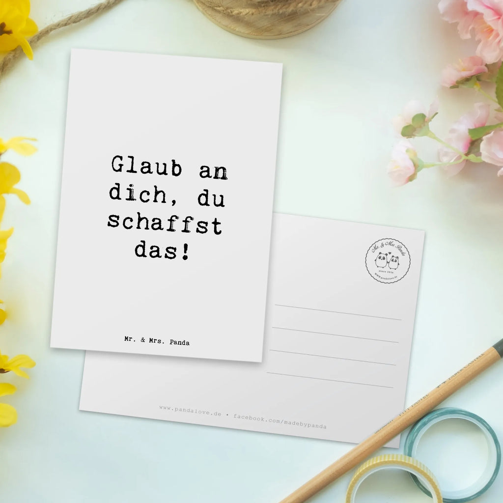 Postcard Saying Glaub an dich, du schaffst das! Postkarte, Geschenkkarte, Dankeskarte, Ansichtskarten, Karte, Einladungskarten Geburtstag, Ansichtskarte, Einladung Geburtstag, Grußkarte, Geburtstagskarte, Einladung, Einladungskarte, sprüche, zitate, spruch kollektion, inspiration, motivation, lebensweisheiten, geschenkideen, wanddeko, wohnaccessoires, sprüche sammlung, schöne sprüche, glück, liebe, freude, lächeln, alltag verschönern, nachhaltige geschenke, dekoration, kreativ, einzigartig, shopify, mr and mrs panda