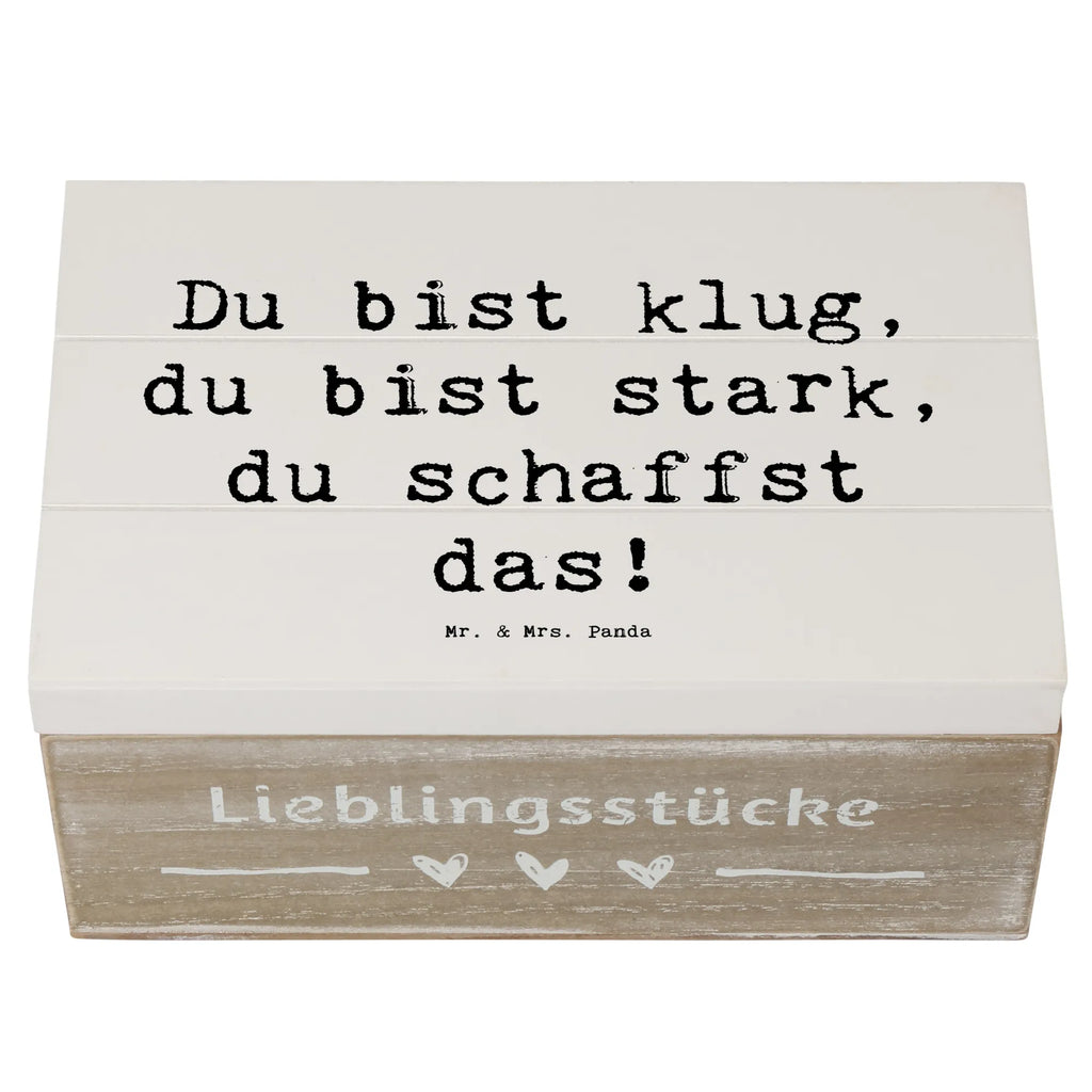 Wooden chest Saying Du bist klug, du bist stark, du schaffst das! Aufbewahrungsbox, dekorative holzkiste, deko box, aufbewahrungsbox aus holz, Schatulle, holztruhe, aufbewahrungskiste, aufbewahrungsbox holz, Geschenkbox, Kiste, holzboxen, Dekokiste, holzbox, Erinnerungskiste, Holzkiste, Truhe, box aus holz, holzbox mit deckel, erinnerungsbox baby, holzkiste mit deckel, ordnungsbox, Erinnerungsbox, holzkisten, erinnerungsbox hochzeit, schmuckkästchen, holz aufbewahrungsbox, Schatzkiste, einzigartig, sprüche, inspiration, mr and mrs panda, alltag verschönern, schöne sprüche, zitate, motivation, shopify, lächeln, glück, kreativ, lebensweisheiten, wohnaccessoires, freude, sprüche sammlung, spruch kollektion, geschenkideen, dekoration, liebe, nachhaltige geschenke, wanddeko