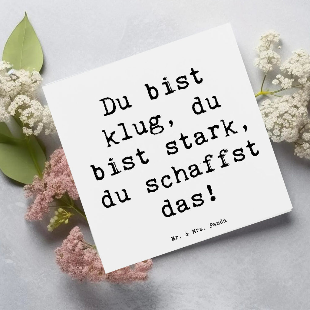 Deluxe Card Saying Du bist klug, du bist stark, du schaffst das! Karte, Hochwertige Grußkarte, Einladungskarte, Geburtstagskarte, Hochwertige Klappkarte, Klappkarte, Grußkarte, Hochzeitskarte, Glückwunschkarte, sprüche, zitate, spruch kollektion, inspiration, motivation, lebensweisheiten, geschenkideen, wanddeko, wohnaccessoires, sprüche sammlung, schöne sprüche, glück, liebe, freude, lächeln, alltag verschönern, nachhaltige geschenke, dekoration, kreativ, einzigartig, shopify, mr and mrs panda
