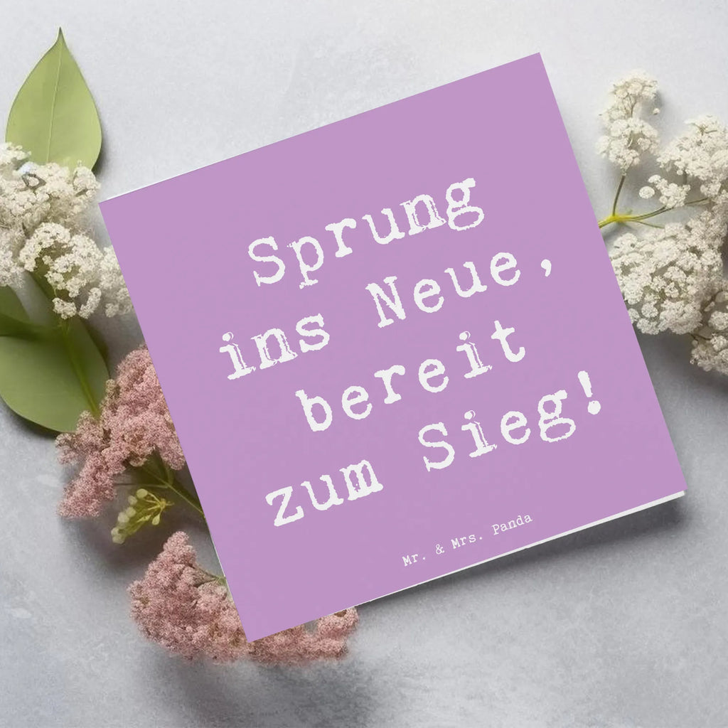 Deluxe Karte Spruch Sich in einer neuen Sportart versuchen doppelkarte, Grußkarte, anlasskarte, faltkarte, Klappkarte, Glückwunschkarte, Dekoration, sprüche, zitate, spruch kollektion, inspiration, motivation, lebensweisheiten, geschenkideen, wanddeko, wohnaccessoires, sprüche sammlung, schöne sprüche, glück, liebe, freude, Lächeln, alltag verschönern, nachhaltige geschenke, Kreativ, Einzigartig, shopify, mr and mrs panda