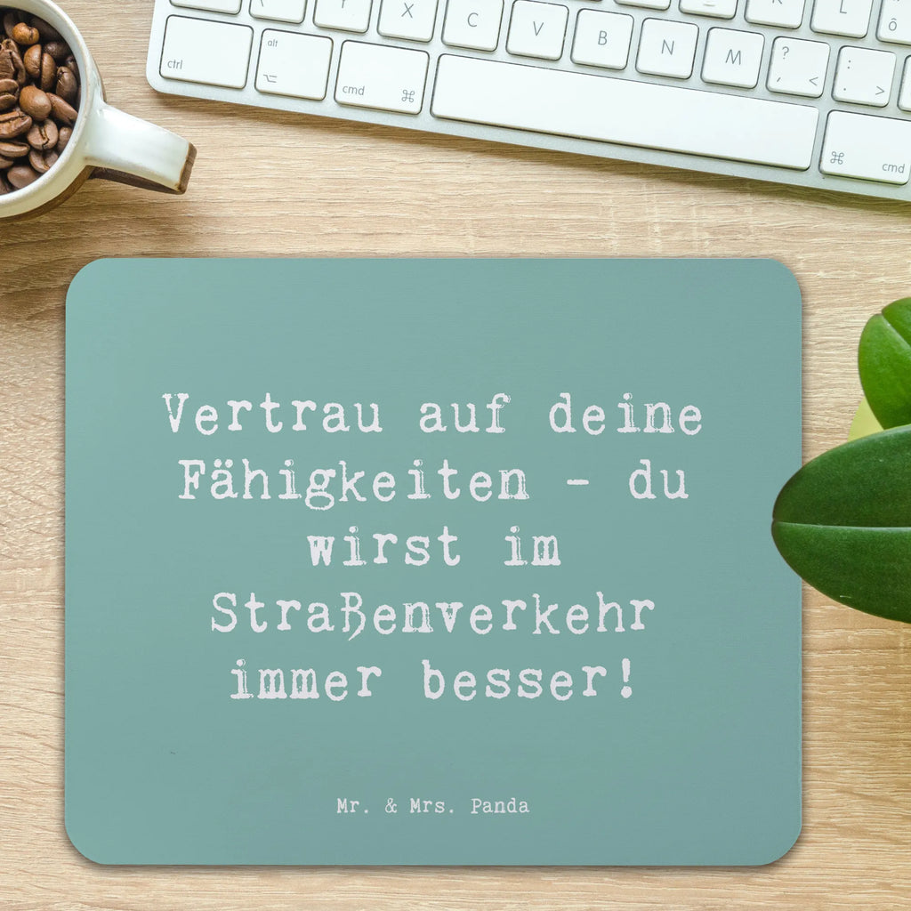 Mauspad Spruch Erste Erfahrungen im Straßenverkehr machen Arbeitszimmer, Mauspad, Büroausstattung, Mauspad Büro, Mousepad, PC Zubehör, Computer zubehör, Mausunterlage, Einzigartiges Mauspad, Designer Mauspad