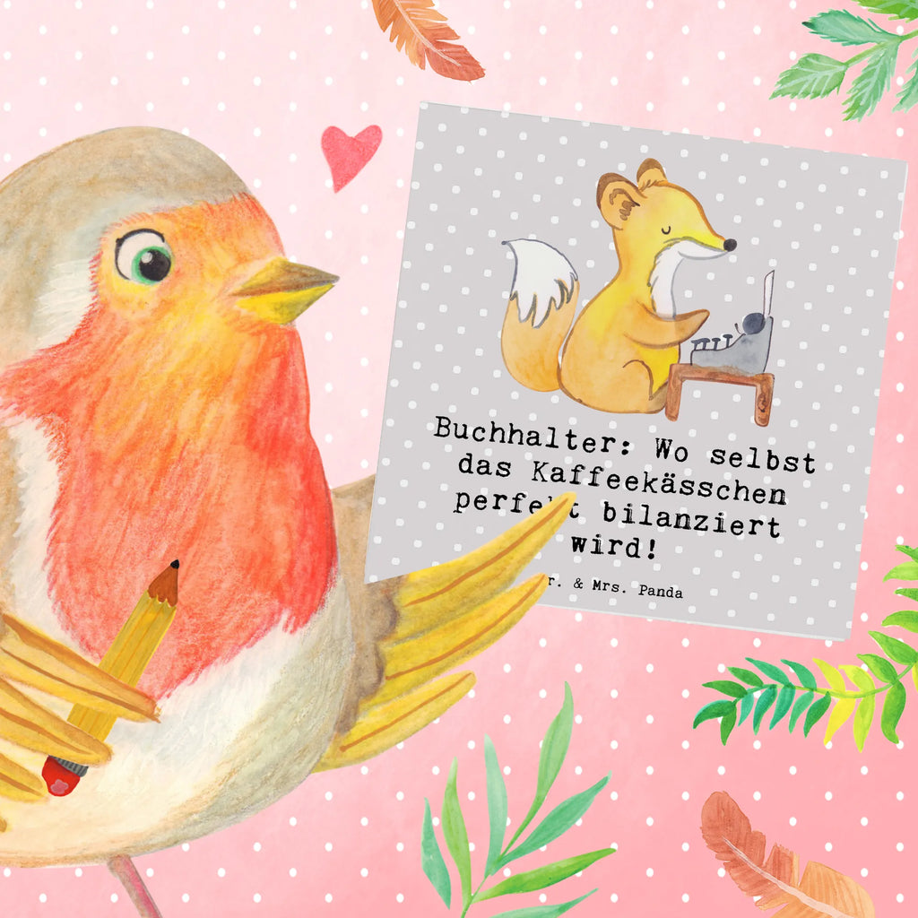 Deluxe Card Buchhalter: Wo selbst das Kaffeekässchen perfekt bilanziert wird! Hochzeitskarte, Glückwunschkarte, Karte, Einladungskarte, Klappkarte, Hochwertige Klappkarte, Hochwertige Grußkarte, Geburtstagskarte, Grußkarte, Beruf, Ausbildung, Jubiläum, Abschied, Rente, Kollege, Kollegin, Geschenk, Schenken, Arbeitskollege, Mitarbeiter, Firma, Danke, Dankeschön