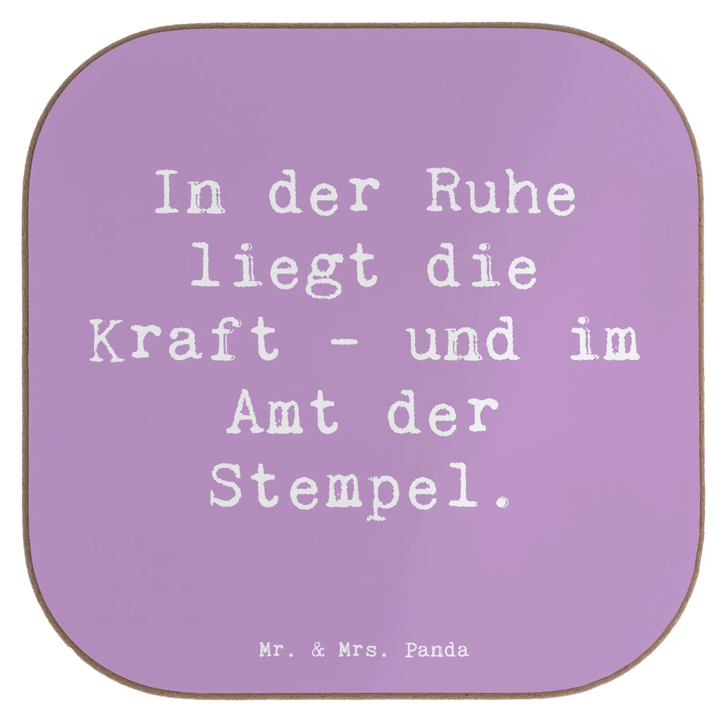 Square coaster Saying In der Ruhe liegt die Kraft - und im Amt der Stempel. Tassenuntersetzer, Untersetzer für Gläser, Tassen Untersetzer, kaffeeuntersetzer, Quadratischer Untersetzer, party untersetzer, Bierdeckel, deko untersetzer, Design Untersetzer, bedruckte untersetzer, abwaschbare untersetzer, Tischuntersetzer, untersetzer mit spruch, Holz Untersetzer, Flaschenuntersetzer, Glasuntersetzer, lustige untersetzer, Untersetzer, Untersetzer Design, Getränkeuntersetzer, Untersetzer Gläser, Geschenk, Schenken, Jubiläum, Danke, Dankeschön, Beruf, Ausbildung, Abschied, Rente, Kollege, Kollegin, Arbeitskollege, Mitarbeiter, Firma