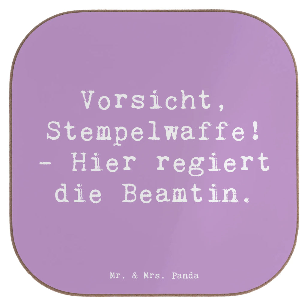 Square coaster Saying Vorsicht, Stempelwaffe! - Hier regiert die Beamtin. Untersetzer, Untersetzer Gläser, Bierdeckel, Tassen Untersetzer, Untersetzer Holz, Getränkeuntersetzer, Glasuntersetzer, Korkuntersetzer, Untersetzer für Gläser, Untersetzer Design, Untersetzer aus Holz, Holzuntersetzer, Beruf, Ausbildung, Jubiläum, Abschied, Rente, Kollege, Kollegin, Geschenk, Schenken, Arbeitskollege, Mitarbeiter, Firma, Danke, Dankeschön