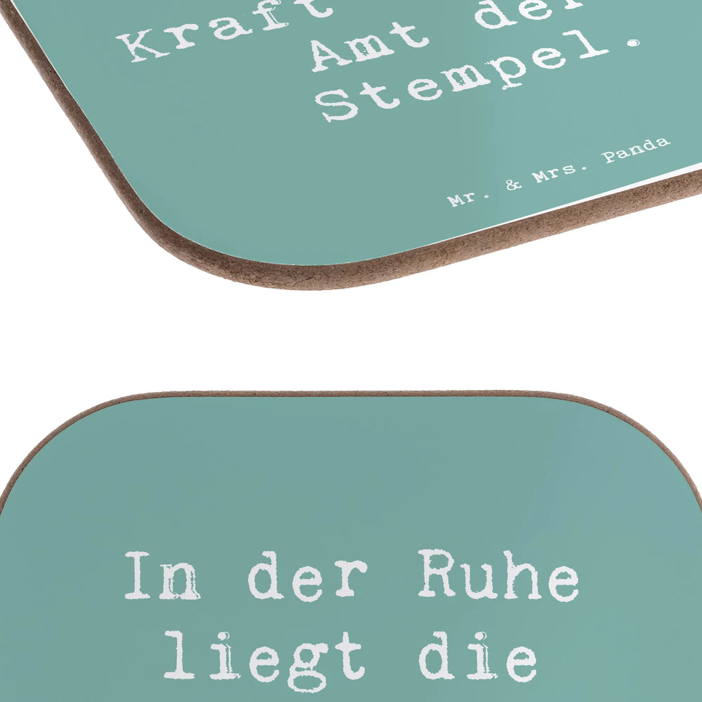 Square coaster Saying In der Ruhe liegt die Kraft - und im Amt der Stempel. Tassenuntersetzer, Untersetzer für Gläser, Tassen Untersetzer, kaffeeuntersetzer, Quadratischer Untersetzer, party untersetzer, Bierdeckel, deko untersetzer, Design Untersetzer, bedruckte untersetzer, abwaschbare untersetzer, Tischuntersetzer, untersetzer mit spruch, Holz Untersetzer, Flaschenuntersetzer, Glasuntersetzer, lustige untersetzer, Untersetzer, Untersetzer Design, Getränkeuntersetzer, Untersetzer Gläser, Geschenk, Schenken, Jubiläum, Danke, Dankeschön, Beruf, Ausbildung, Abschied, Rente, Kollege, Kollegin, Arbeitskollege, Mitarbeiter, Firma