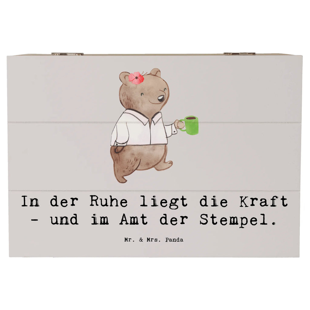 Holzkiste Beamtin Kraft holzkästchen, box holz, Holzkisten, Box aus Holz, Holzboxen, Schatulle, Holzbox mit Deckel, Aufbewahrungsbox aus Holz, Holztruhe, aufbewahrungstruhe, aufbewahrungsboxen, holzschachtel, holztruhen, Aufbewahrungskiste, Aufbewahrungsbox, kiste holz, Holzkiste, Holzkiste mit Deckel, Holz Aufbewahrungsbox, holzschatulle, Holzbox, aufbewahrungskisten, truhe holz, aufbewahrungskiste mit deckel, Aufbewahrungsbox Holz, Geschenk, Schenken, Jubiläum, Danke, Dankeschön, Beruf, Ausbildung, Abschied, Rente, Kollege, Kollegin, Arbeitskollege, Mitarbeiter, Firma