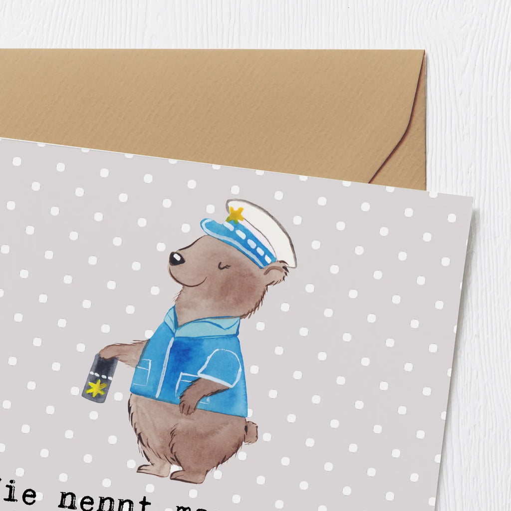 Deluxe Card Wie nennt man einen Polizisten in Zivil? Undercoveragent! Aber Psst, nicht weitersagen. Grußkarte, Hochzeitskarte, Hochwertige Klappkarte, Geburtstagskarte, Karte, Klappkarte, Einladungskarte, Hochwertige Grußkarte, Glückwunschkarte, Beruf, Ausbildung, Jubiläum, Abschied, Rente, Kollege, Kollegin, Geschenk, Schenken, Arbeitskollege, Mitarbeiter, Firma, Danke, Dankeschön