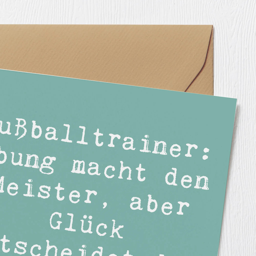 Deluxe Card Saying Fußballtrainer: Übung macht den Meister, aber Glück entscheidet das Spiel! Hochzeitskarte, Karte, Grußkarte, Glückwunschkarte, Hochwertige Grußkarte, Einladungskarte, Hochwertige Klappkarte, Klappkarte, Geburtstagskarte, Beruf, Ausbildung, Jubiläum, Abschied, Rente, Kollege, Kollegin, Geschenk, Schenken, Arbeitskollege, Mitarbeiter, Firma, Danke, Dankeschön