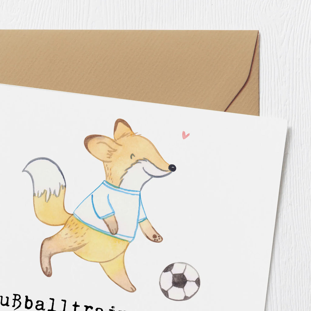 Deluxe Card Fußballtrainer: Wer braucht schon Taktik, wenn man laut genug schreien kann? Klappkarte, Einladungskarte, Hochwertige Grußkarte, Geburtstagskarte, Grußkarte, Hochwertige Klappkarte, Glückwunschkarte, Karte, Hochzeitskarte, Beruf, Ausbildung, Jubiläum, Abschied, Rente, Kollege, Kollegin, Geschenk, Schenken, Arbeitskollege, Mitarbeiter, Firma, Danke, Dankeschön