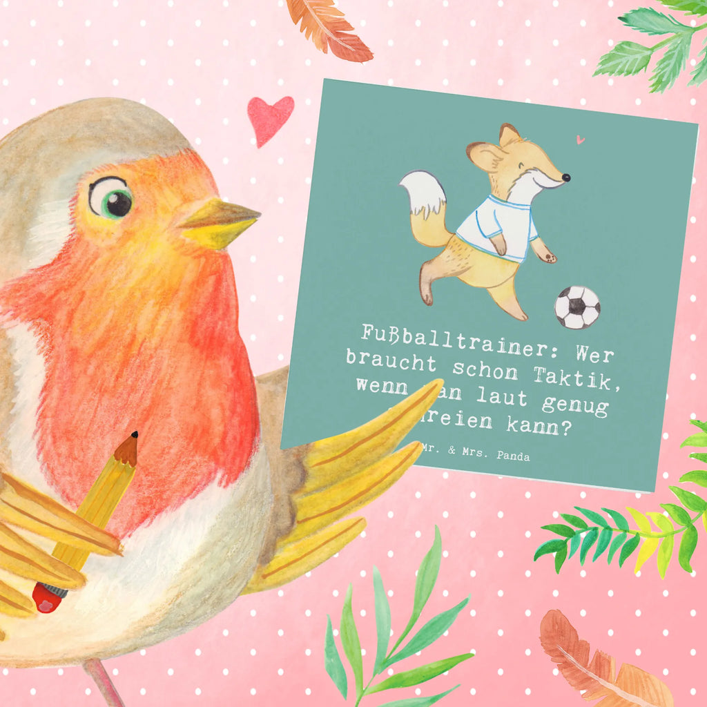 Deluxe Card Fußballtrainer: Wer braucht schon Taktik, wenn man laut genug schreien kann? Klappkarte, Einladungskarte, Hochwertige Grußkarte, Geburtstagskarte, Grußkarte, Hochwertige Klappkarte, Glückwunschkarte, Karte, Hochzeitskarte, Beruf, Ausbildung, Jubiläum, Abschied, Rente, Kollege, Kollegin, Geschenk, Schenken, Arbeitskollege, Mitarbeiter, Firma, Danke, Dankeschön