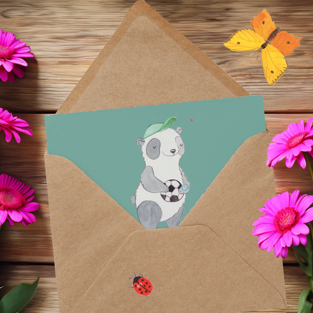 Deluxe Card Ein Fußballtrainer ist wie ein Dirigent, nur mit mehr Schweiß und weniger Taktgefühl. Einladungskarte, Karte, Hochwertige Grußkarte, Hochzeitskarte, Glückwunschkarte, Klappkarte, Hochwertige Klappkarte, Geburtstagskarte, Grußkarte, Beruf, Ausbildung, Jubiläum, Abschied, Rente, Kollege, Kollegin, Geschenk, Schenken, Arbeitskollege, Mitarbeiter, Firma, Danke, Dankeschön