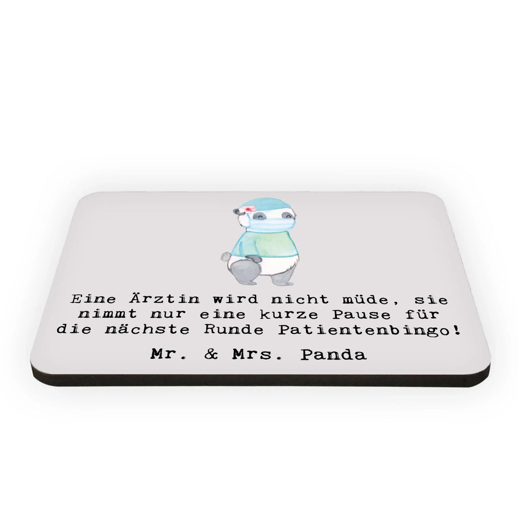 Magnet Eine Ärztin wird nicht müde, sie nimmt nur eine kurze Pause für die nächste Runde Patientenbingo! Kühlschrank Dekoration, Whiteboard Magnet, Motivmagnete, Dekomagnet, Notiz Magnet, Kühlschrankmagnet, Pinnwandmagnet, Souvenir Magnet, Beruf, Ausbildung, Jubiläum, Abschied, Rente, Kollege, Kollegin, Geschenk, Schenken, Arbeitskollege, Mitarbeiter, Firma, Danke, Dankeschön