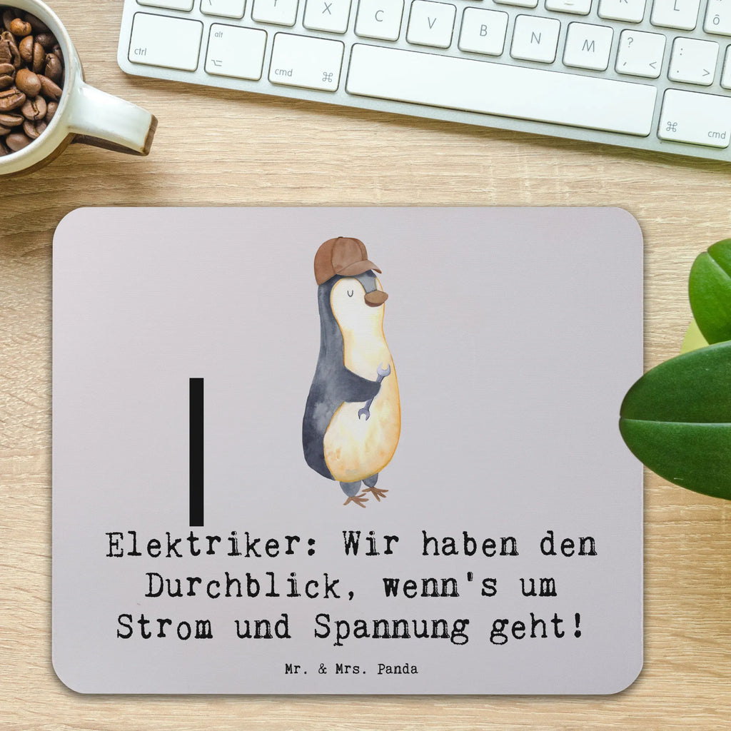 Mouse mat Elektriker: Wir haben den Durchblick, wenn's um Strom und Spannung geht! PC Zubehör, Mausunterlage, Büroausstattung, Mauspad Büro, Designer Mauspad, Computer zubehör, Mousepad, Einzigartiges Mauspad, Mauspad, Arbeitszimmer, Beruf, Ausbildung, Jubiläum, Abschied, Rente, Kollege, Kollegin, Geschenk, Schenken, Arbeitskollege, Mitarbeiter, Firma, Danke, Dankeschön