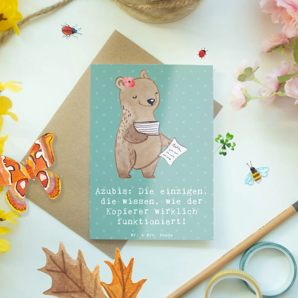 Greetings card Azubis: Die einzigen, die wissen, wie der Kopierer wirklich funktioniert! Karte, Ansichtskarten, Grußkarte, Geburtstagskarte, Klappkarte, Glückwunschkarte, Einladungskarte, Hochzeitskarte, Beruf, Ausbildung, Jubiläum, Abschied, Rente, Kollege, Kollegin, Geschenk, Schenken, Arbeitskollege, Mitarbeiter, Firma, Danke, Dankeschön