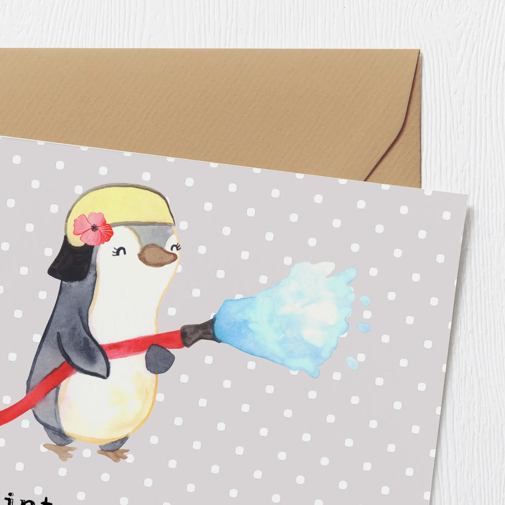 Deluxe Card Hinter jeder großen Feuerwehrfrau steht ein genervter Rauchmelder. Einladungskarte, Geburtstagskarte, Hochwertige Klappkarte, Klappkarte, Karte, Glückwunschkarte, Hochzeitskarte, Hochwertige Grußkarte, Grußkarte, Beruf, Ausbildung, Jubiläum, Abschied, Rente, Kollege, Kollegin, Geschenk, Schenken, Arbeitskollege, Mitarbeiter, Firma, Danke, Dankeschön