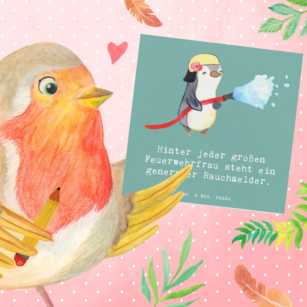 Deluxe Card Hinter jeder großen Feuerwehrfrau steht ein genervter Rauchmelder. Einladungskarte, Geburtstagskarte, Hochwertige Klappkarte, Klappkarte, Karte, Glückwunschkarte, Hochzeitskarte, Hochwertige Grußkarte, Grußkarte, Beruf, Ausbildung, Jubiläum, Abschied, Rente, Kollege, Kollegin, Geschenk, Schenken, Arbeitskollege, Mitarbeiter, Firma, Danke, Dankeschön