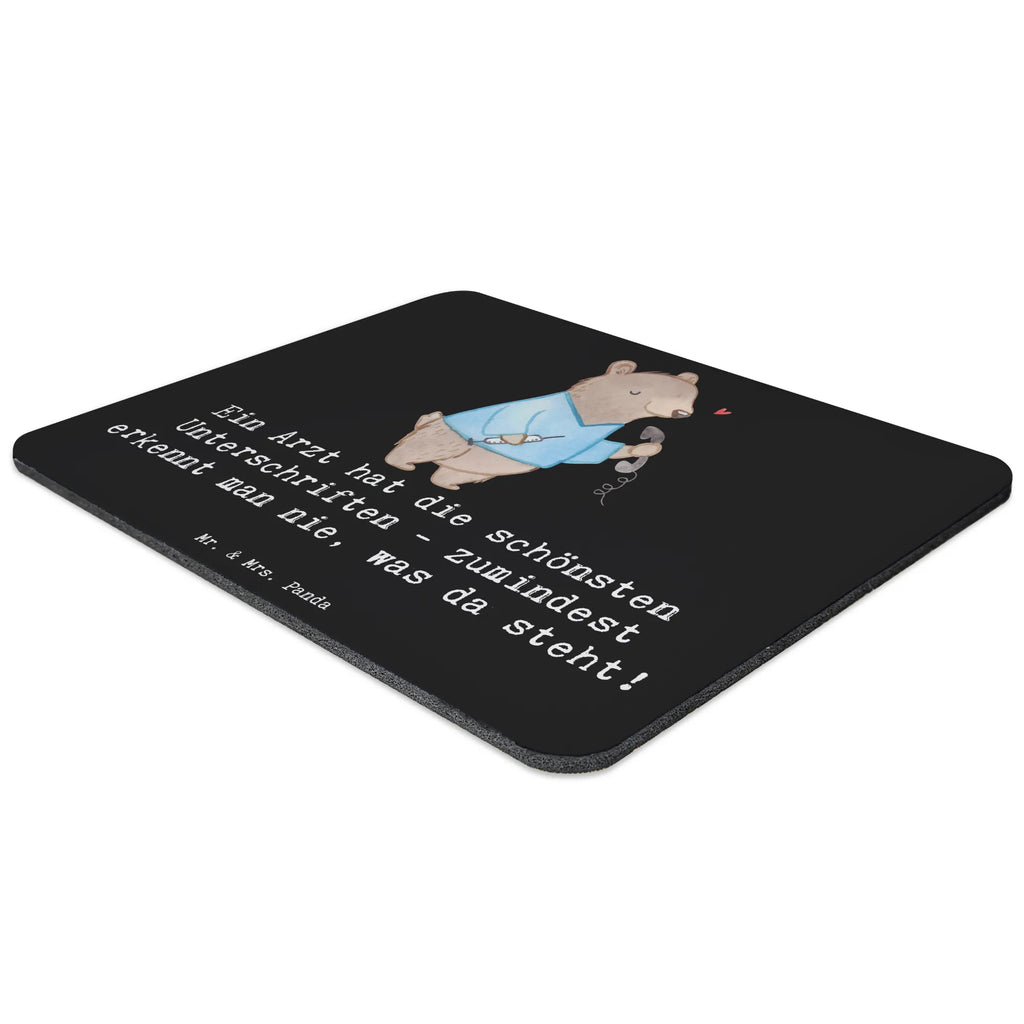 Mouse mat Ein Arzt hat die schönsten Unterschriften - zumindest erkennt man nie, was da steht! PC Zubehör, Arbeitszimmer, Mausunterlage, Computer zubehör, Einzigartiges Mauspad, Mousepad, Mauspad, Mauspad Büro, Designer Mauspad, Büroausstattung, Beruf, Ausbildung, Jubiläum, Abschied, Rente, Kollege, Kollegin, Geschenk, Schenken, Arbeitskollege, Mitarbeiter, Firma, Danke, Dankeschön