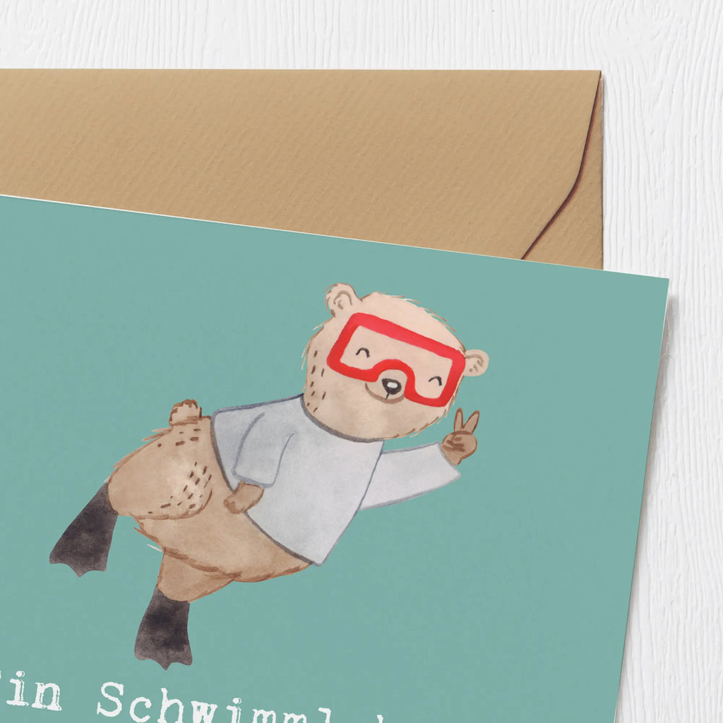 Deluxe Card Ein Schwimmlehrer geht nicht unter, er schwimmt einfach weiter! Grußkarte, Hochzeitskarte, Hochwertige Grußkarte, Karte, Klappkarte, Einladungskarte, Glückwunschkarte, Geburtstagskarte, Hochwertige Klappkarte, Beruf, Ausbildung, Jubiläum, Abschied, Rente, Kollege, Kollegin, Geschenk, Schenken, Arbeitskollege, Mitarbeiter, Firma, Danke, Dankeschön