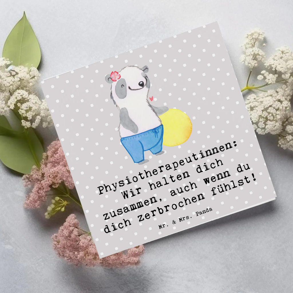 Deluxe Card Physiotherapeutinnen: Wir halten dich zusammen, auch wenn du dich zerbrochen fühlst! Einladungskarte, Hochwertige Grußkarte, Geburtstagskarte, Hochzeitskarte, Klappkarte, Glückwunschkarte, Karte, Grußkarte, Hochwertige Klappkarte, Beruf, Ausbildung, Jubiläum, Abschied, Rente, Kollege, Kollegin, Geschenk, Schenken, Arbeitskollege, Mitarbeiter, Firma, Danke, Dankeschön