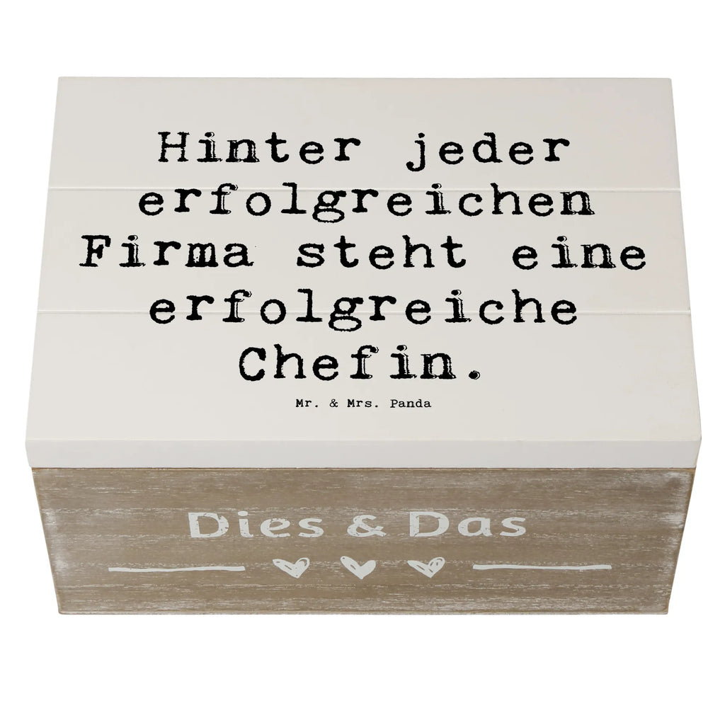 Holzkiste Spruch Hinter jeder erfolgreichen Firma steht eine erfolgreiche Chefin. Erinnerungskiste, Schatulle, Truhe, Geschenkbox, Dekokiste, Geschenkdose, Aufbewahrungsbox, Schatzkiste, Erinnerungsbox, Kiste, XXL, Holzkiste, Beruf, Ausbildung, Jubiläum, Abschied, Rente, Kollege, Kollegin, Geschenk, Schenken, Arbeitskollege, Mitarbeiter, Firma, Danke, Dankeschön