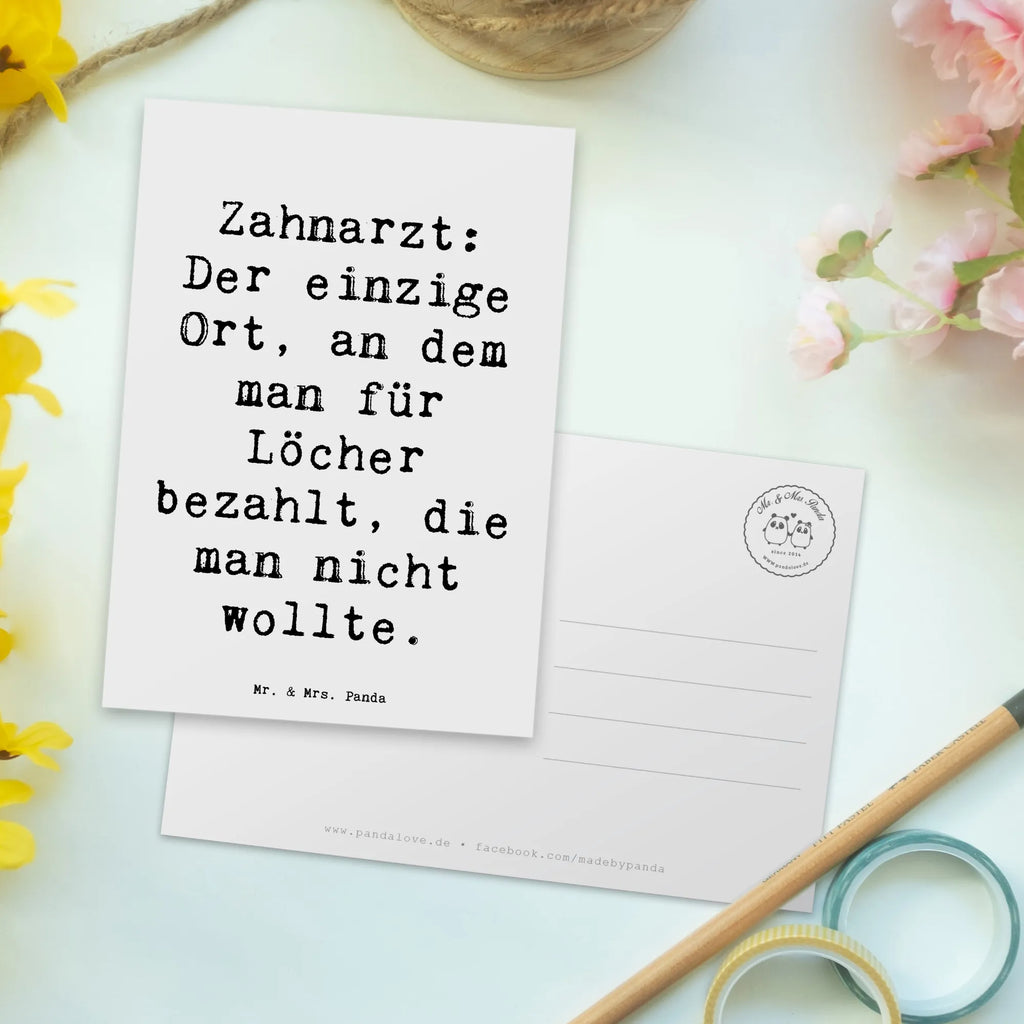 Postcard Saying Zahnarzt: Der einzige Ort, an dem man für Löcher bezahlt, die man nicht wollte. Einladungskarten Geburtstag, Postkarte, Einladung Geburtstag, Geburtstagskarte, Karte, Einladung, Ansichtskarten, Grußkarte, Geschenkkarte, Dankeskarte, Ansichtskarte, Einladungskarte, Beruf, Ausbildung, Jubiläum, Abschied, Rente, Kollege, Kollegin, Geschenk, Schenken, Arbeitskollege, Mitarbeiter, Firma, Danke, Dankeschön