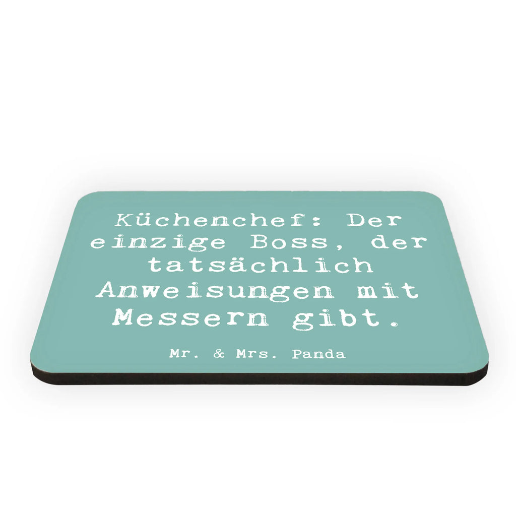 Magnet Spruch Küchenchef: Der einzige Boss, der tatsächlich Anweisungen mit Messern gibt. Pinnwandmagnet, Motivmagnete, Kühlschrankmagnet, Kühlschrank Dekoration, Dekomagnet, Whiteboard Magnet, Souvenir Magnet, Notiz Magnet, Beruf, Ausbildung, Jubiläum, Abschied, Rente, Kollege, Kollegin, Geschenk, Schenken, Arbeitskollege, Mitarbeiter, Firma, Danke, Dankeschön