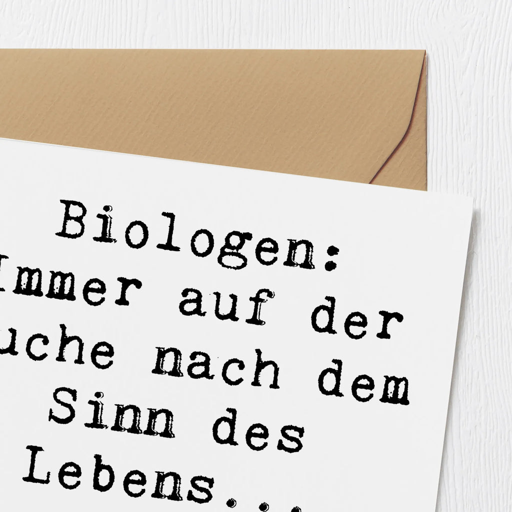 Deluxe Card Saying Biologen: Immer auf der Suche nach dem Sinn des Lebens... unter dem Mikroskop! Karte, Einladungskarte, Klappkarte, Grußkarte, Hochzeitskarte, Glückwunschkarte, Hochwertige Grußkarte, Geburtstagskarte, Hochwertige Klappkarte, Beruf, Ausbildung, Jubiläum, Abschied, Rente, Kollege, Kollegin, Geschenk, Schenken, Arbeitskollege, Mitarbeiter, Firma, Danke, Dankeschön