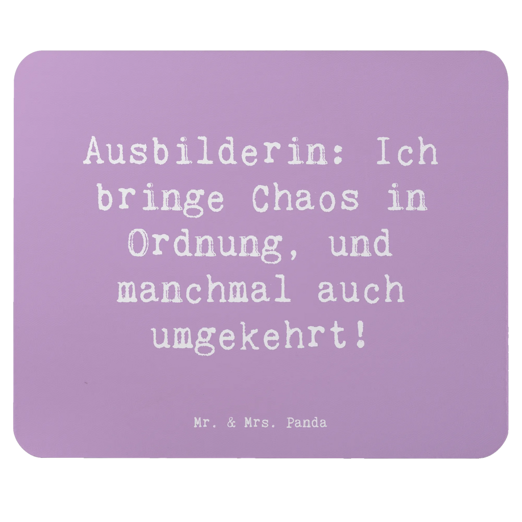 Mauspad Spruch Ausbilderin: Ich bringe Chaos in Ordnung, und manchmal auch umgekehrt! PC Zubehör, Designer Mauspad, Arbeitszimmer, Mauspad, Computer zubehör, Mauspad Büro, Mausunterlage, Mousepad, Einzigartiges Mauspad, Büroausstattung, Beruf, Ausbildung, Jubiläum, Abschied, Rente, Kollege, Kollegin, Geschenk, Schenken, Arbeitskollege, Mitarbeiter, Firma, Danke, Dankeschön