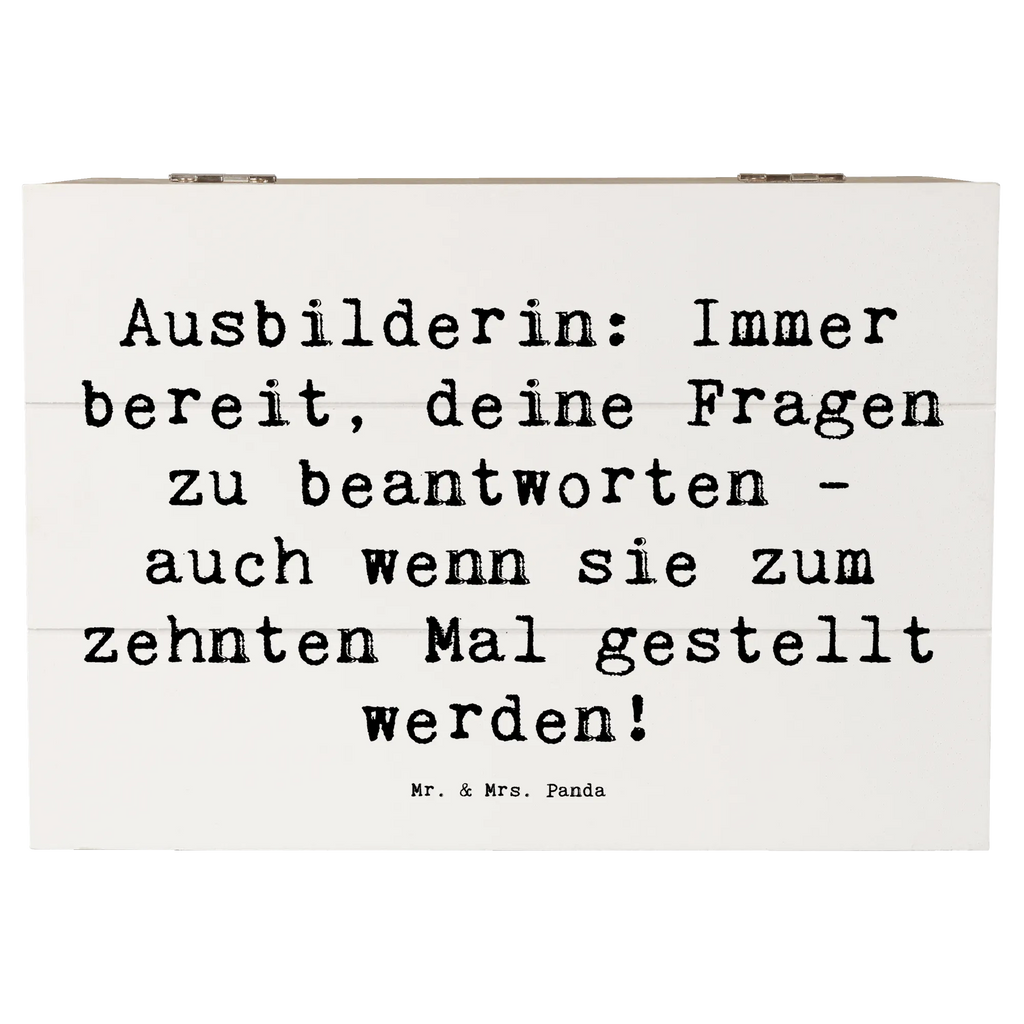 Holzkiste Spruch Ausbilderin: Immer bereit, deine Fragen zu beantworten - auch wenn sie zum zehnten Mal gestellt werden! Schatulle, aufbewahrungstruhe, Holzkisten, Holz Aufbewahrungsbox, holzkästchen, Holzkiste mit Deckel, Holztruhe, Aufbewahrungsbox aus Holz, box holz, holzschatulle, Aufbewahrungsbox, Box aus Holz, holzschachtel, Holzbox mit Deckel, Holzbox, Holzboxen, truhe holz, Holzkiste, aufbewahrungskiste mit deckel, aufbewahrungsboxen, Aufbewahrungskiste, Aufbewahrungsbox Holz, aufbewahrungskisten, holztruhen, kiste holz, Geschenk, Danke, Dankeschön, Schenken, Beruf, Ausbildung, Abschied, Rente, Kollege, Kollegin, Arbeitskollege, Mitarbeiter, Jubiläum, Firma