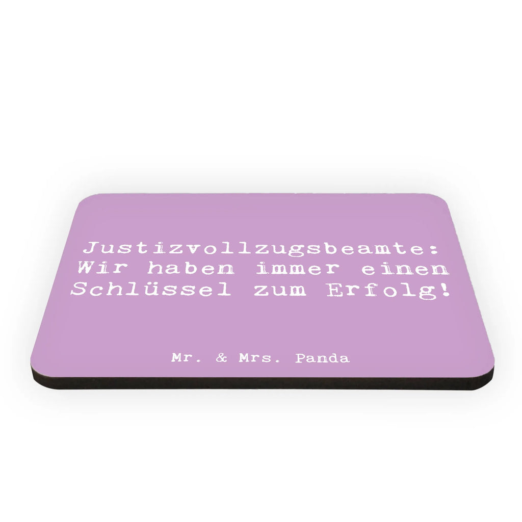 Magnet Spruch Justizvollzugsbeamte: Wir haben immer einen Schlüssel zum Erfolg! Motivmagnete, Dekomagnet, Kühlschrank Dekoration, Pinnwandmagnet, Notiz Magnet, Souvenir Magnet, Whiteboard Magnet, Kühlschrankmagnet, Beruf, Ausbildung, Jubiläum, Abschied, Rente, Kollege, Kollegin, Geschenk, Schenken, Arbeitskollege, Mitarbeiter, Firma, Danke, Dankeschön