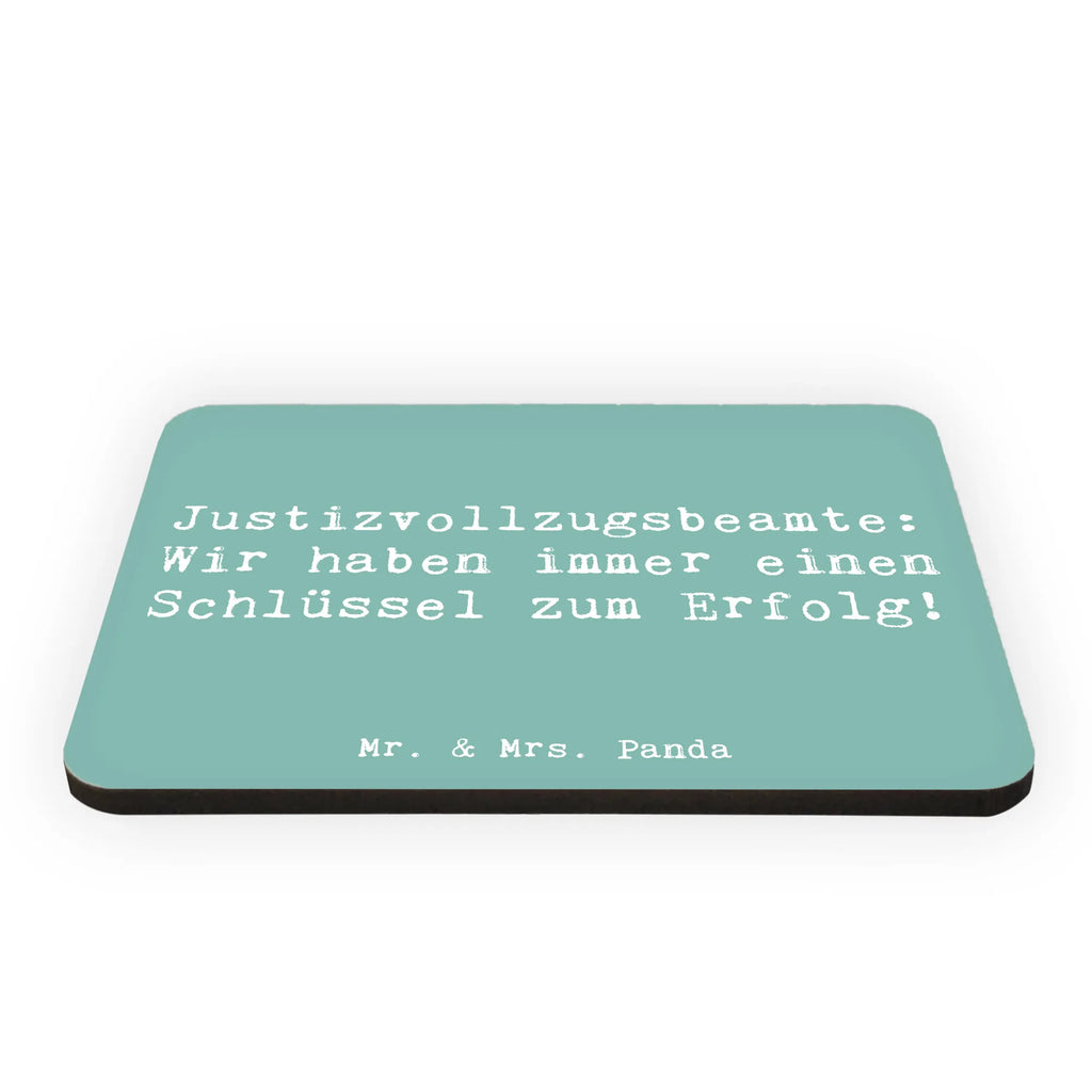 Magnet Spruch Justizvollzugsbeamte: Wir haben immer einen Schlüssel zum Erfolg! Motivmagnete, Dekomagnet, Kühlschrank Dekoration, Pinnwandmagnet, Notiz Magnet, Souvenir Magnet, Whiteboard Magnet, Kühlschrankmagnet, Beruf, Ausbildung, Jubiläum, Abschied, Rente, Kollege, Kollegin, Geschenk, Schenken, Arbeitskollege, Mitarbeiter, Firma, Danke, Dankeschön