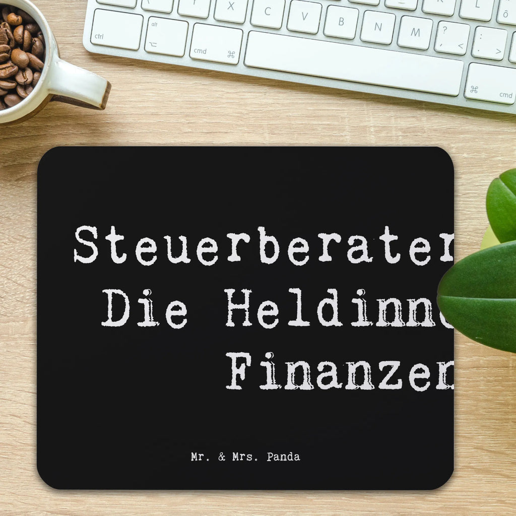 Mouse mat Saying Steuerberaterinnen: Die Heldinnen der Finanzen! Mousepad, Mauspad, Büroausstattung, Computer zubehör, Designer Mauspad, Mauspad Büro, Einzigartiges Mauspad, PC Zubehör, Arbeitszimmer, Mausunterlage, Beruf, Ausbildung, Jubiläum, Abschied, Rente, Kollege, Kollegin, Geschenk, Schenken, Arbeitskollege, Mitarbeiter, Firma, Danke, Dankeschön