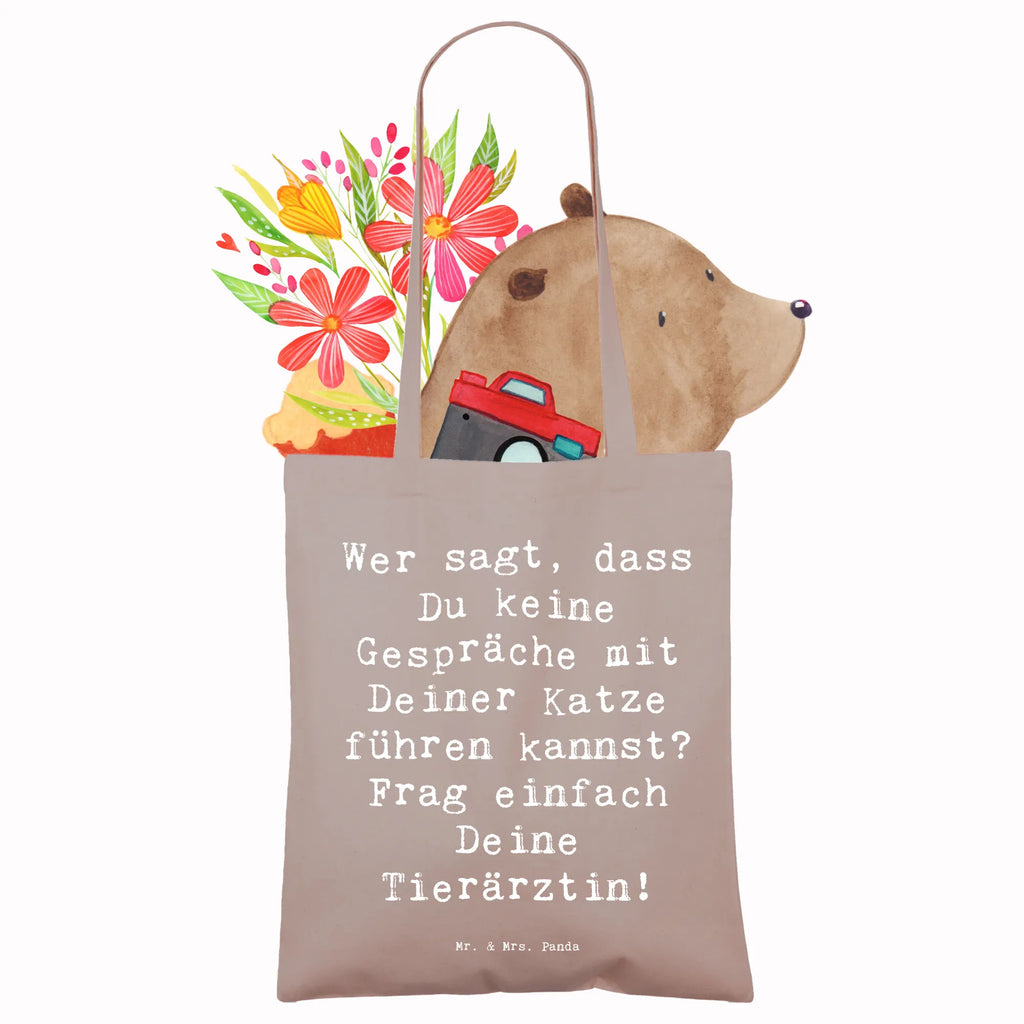 Tragetasche Spruch Wer sagt, dass Du keine Gespräche mit Deiner Katze führen kannst? Frag einfach Deine Tierärztin! Laptoptasche, Umhängetasche, Schultertasche, Beutel, Beuteltasche, Badetasche, Einkaufstüte, Einkaufstasche, Tragetasche, Strandtasche, Shopper, Jutetasche, Jutebeutel, Stofftasche, Stoffbeutel, Tasche, Beruf, Ausbildung, Jubiläum, Abschied, Rente, Kollege, Kollegin, Geschenk, Schenken, Arbeitskollege, Mitarbeiter, Firma, Danke, Dankeschön