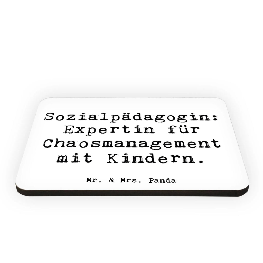 Magnet Spruch Sozialpädagogin: Expertin für Chaosmanagement mit Kindern. Motivmagnete, Pinnwandmagnet, Kühlschrankmagnet, Notiz Magnet, Kühlschrank Dekoration, Dekomagnet, Souvenir Magnet, Whiteboard Magnet, Beruf, Ausbildung, Jubiläum, Abschied, Rente, Kollege, Kollegin, Geschenk, Schenken, Arbeitskollege, Mitarbeiter, Firma, Danke, Dankeschön