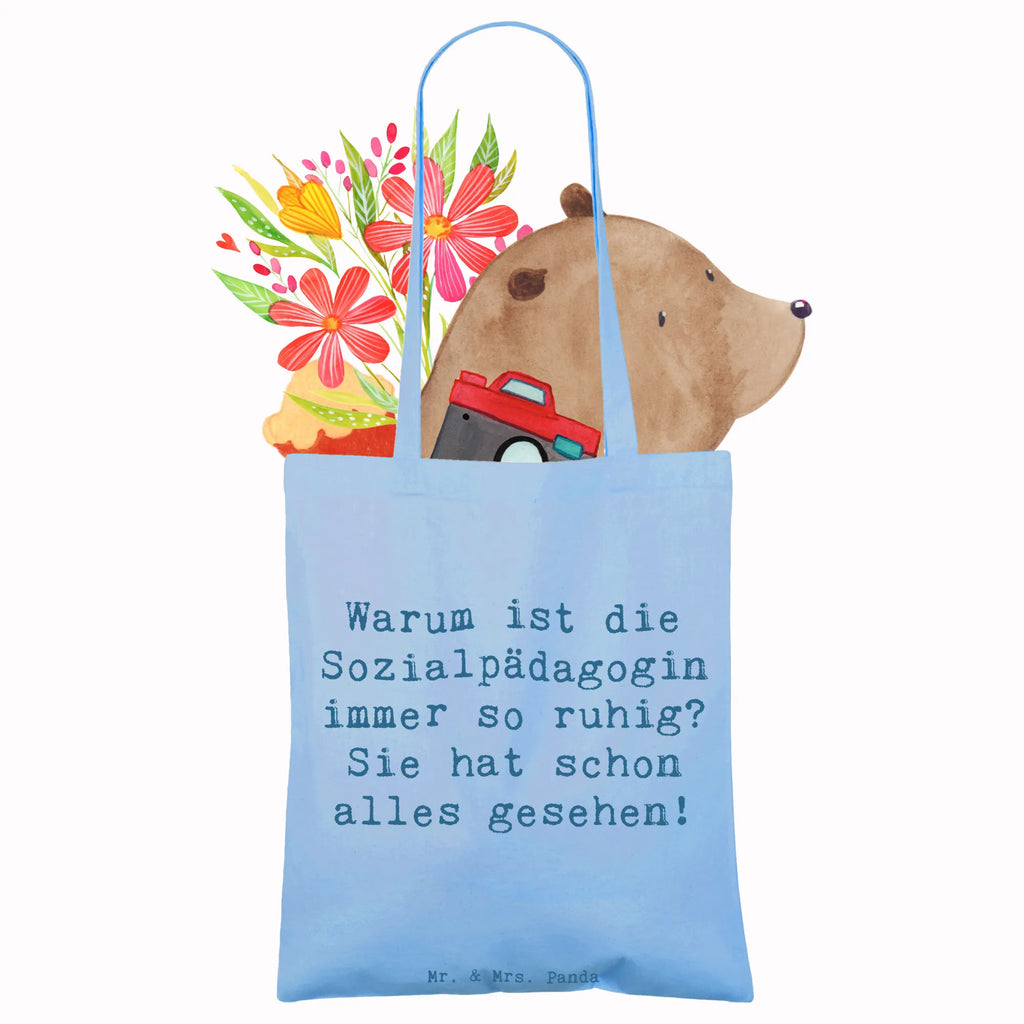 Tote bag Saying Warum ist die Sozialpädagogin immer so ruhig? Sie hat schon alles gesehen! Umhängetasche, Jutebeutel, Badetasche, Beuteltasche, Shopper, Schultertasche, Stofftasche, Einkaufstüte, Einkaufstasche, Tragetasche, Jutetasche, Tasche, Beutel, Laptoptasche, Stoffbeutel, Strandtasche, Beruf, Ausbildung, Jubiläum, Abschied, Rente, Kollege, Kollegin, Geschenk, Schenken, Arbeitskollege, Mitarbeiter, Firma, Danke, Dankeschön