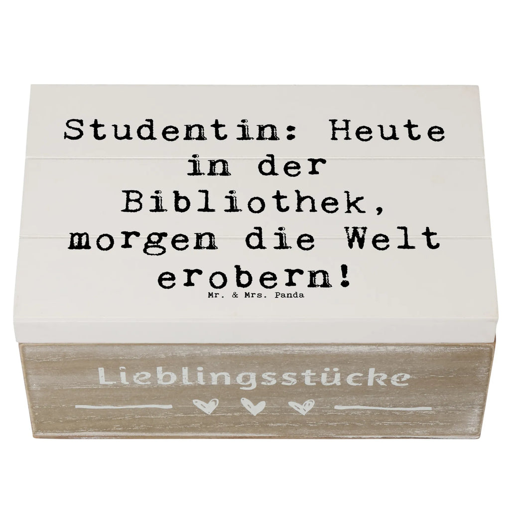 Holzkiste Spruch Studentin: Heute in der Bibliothek, morgen die Welt erobern! Geschenkdose, Erinnerungsbox, Dekokiste, Aufbewahrungsbox, Holzkiste, Geschenkbox, Schatulle, XXL, Kiste, Erinnerungskiste, Schatzkiste, Truhe, Beruf, Ausbildung, Jubiläum, Abschied, Rente, Kollege, Kollegin, Geschenk, Schenken, Arbeitskollege, Mitarbeiter, Firma, Danke, Dankeschön