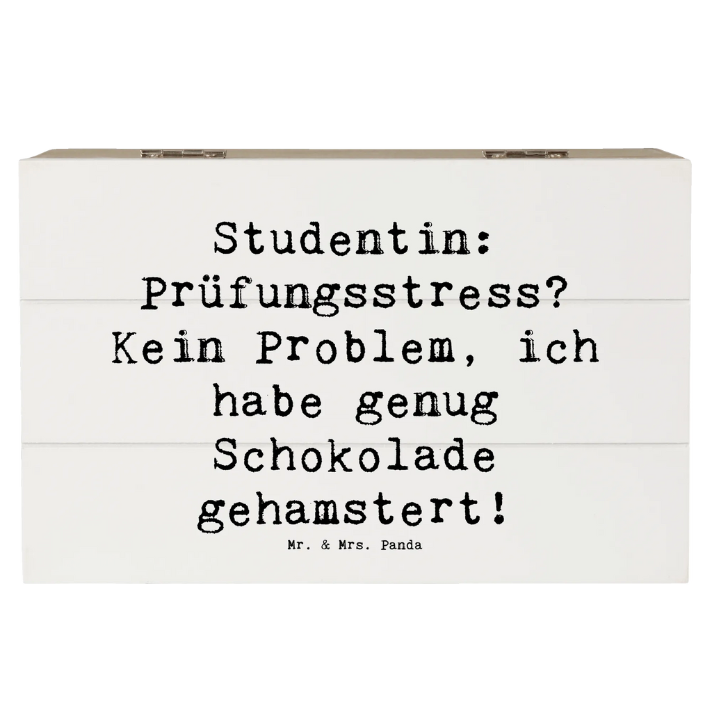 Holzkiste Spruch Studentin: Prüfungsstress? Kein Problem, ich habe genug Schokolade gehamstert! Erinnerungskiste, Holzkiste, Geschenkbox, Schatzkiste, Erinnerungsbox, Geschenkdose, Dekokiste, Kiste, Truhe, Schatulle, XXL, Aufbewahrungsbox, Beruf, Ausbildung, Jubiläum, Abschied, Rente, Kollege, Kollegin, Geschenk, Schenken, Arbeitskollege, Mitarbeiter, Firma, Danke, Dankeschön