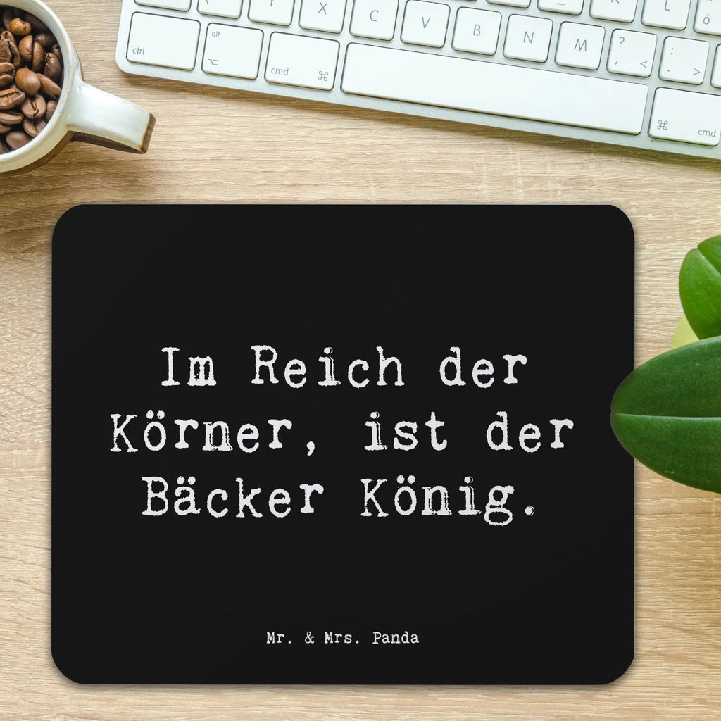Mauspad Spruch Im Reich der Körner, ist der Bäcker König. PC Zubehör, Büroausstattung, Einzigartiges Mauspad, Mauspad, Designer Mauspad, Arbeitszimmer, Computer zubehör, Mausunterlage, Mousepad, Mauspad Büro, Beruf, Ausbildung, Jubiläum, Abschied, Rente, Kollege, Kollegin, Geschenk, Schenken, Arbeitskollege, Mitarbeiter, Firma, Danke, Dankeschön