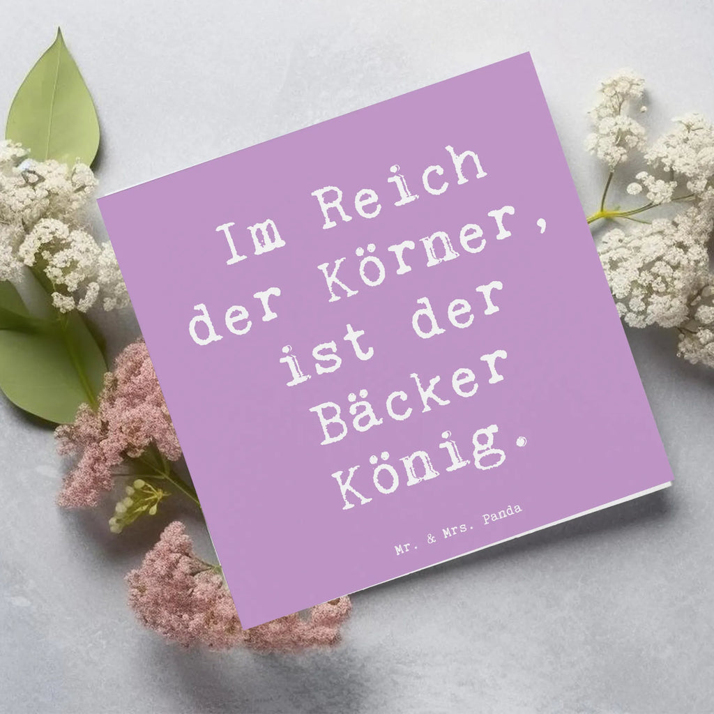 Deluxe Card Saying Im Reich der Körner, ist der Bäcker König. Glückwunschkarte, Karte, Grußkarte, Hochwertige Klappkarte, Hochwertige Grußkarte, Einladungskarte, Klappkarte, Geburtstagskarte, Hochzeitskarte, Beruf, Ausbildung, Jubiläum, Abschied, Rente, Kollege, Kollegin, Geschenk, Schenken, Arbeitskollege, Mitarbeiter, Firma, Danke, Dankeschön