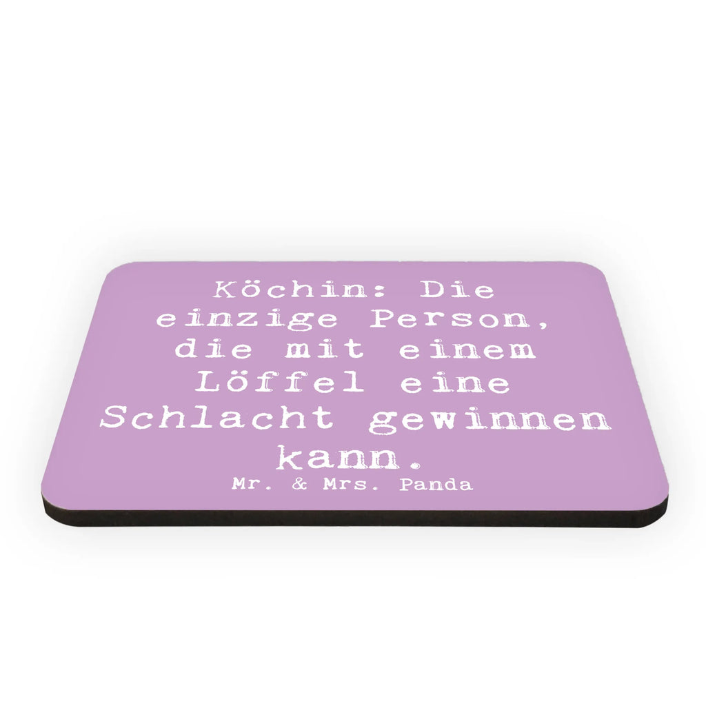 Magnet Spruch Köchin: Die einzige Person, die mit einem Löffel eine Schlacht gewinnen kann. wandmagnet, büromagnet, whiteboardmagnet, Notizhalter, einkaufszettelmagnet, Fridge Magnet, spruchmagnet, Pinnwandmagnet, rechteckmagnet, tafelmagnet, zettelhalter, küchenmagnet, Kühlschrankmagnet, notizmagnet, holz whiteboardmagnet, holzmagnet, Dekomagnet, magnet, memomagnet, designmagnet, bildmagnet, haftmagnet, mdf magnet, holz kühlschrankmagnet, Geschenk, Schenken, Jubiläum, Danke, Dankeschön, Beruf, Ausbildung, Abschied, Rente, Kollege, Kollegin, Arbeitskollege, Mitarbeiter, Firma