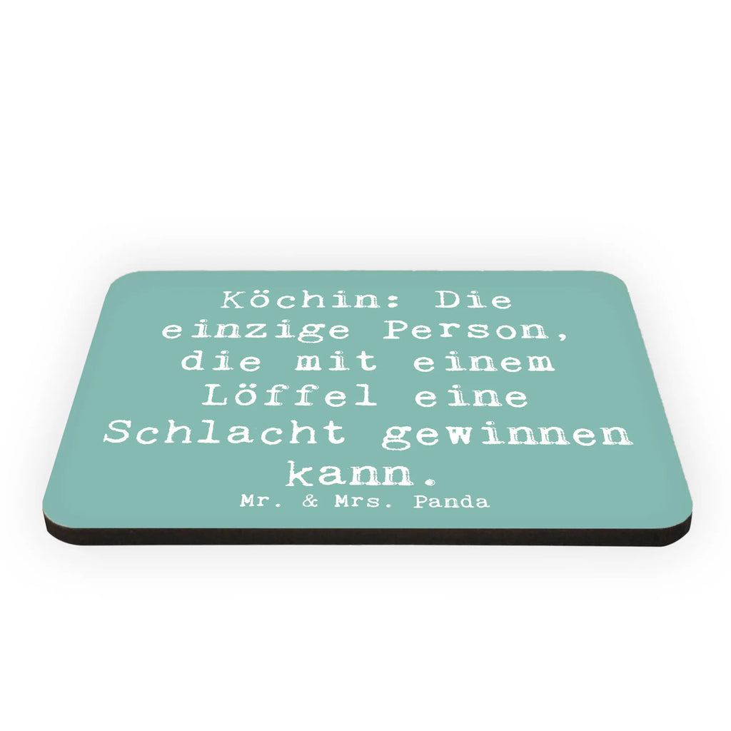 Magnet Spruch Köchin: Die einzige Person, die mit einem Löffel eine Schlacht gewinnen kann. wandmagnet, büromagnet, whiteboardmagnet, Notizhalter, einkaufszettelmagnet, Fridge Magnet, spruchmagnet, Pinnwandmagnet, rechteckmagnet, tafelmagnet, zettelhalter, küchenmagnet, Kühlschrankmagnet, notizmagnet, holz whiteboardmagnet, holzmagnet, Dekomagnet, magnet, memomagnet, designmagnet, bildmagnet, haftmagnet, mdf magnet, holz kühlschrankmagnet, Geschenk, Schenken, Jubiläum, Danke, Dankeschön, Beruf, Ausbildung, Abschied, Rente, Kollege, Kollegin, Arbeitskollege, Mitarbeiter, Firma