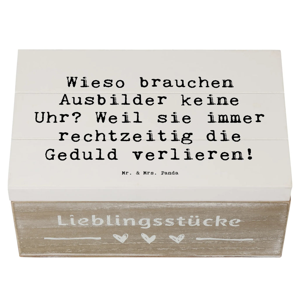 Wooden chest Saying Wieso brauchen Ausbilder keine Uhr? Weil sie immer rechtzeitig die Geduld verlieren! Holzkiste, XXL, Kiste, Schatulle, Dekokiste, Schatzkiste, Truhe, Geschenkbox, Erinnerungskiste, Geschenkdose, Aufbewahrungsbox, Erinnerungsbox, Beruf, Ausbildung, Jubiläum, Abschied, Rente, Kollege, Kollegin, Geschenk, Schenken, Arbeitskollege, Mitarbeiter, Firma, Danke, Dankeschön