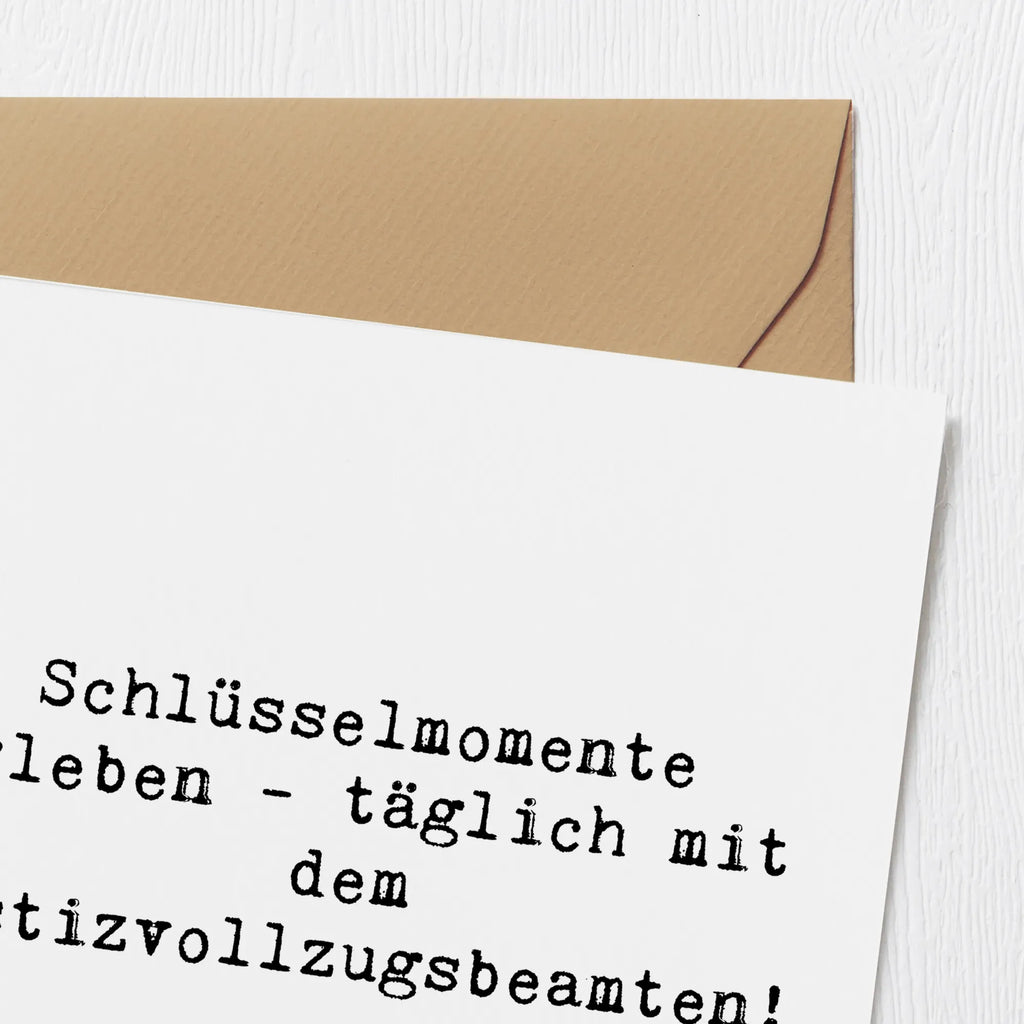 Deluxe Card Saying Schlüsselmomente erleben - täglich mit dem Justizvollzugsbeamten! Glückwunschkarte, Hochzeitskarte, Karte, Klappkarte, Hochwertige Klappkarte, Einladungskarte, Hochwertige Grußkarte, Grußkarte, Geburtstagskarte, Beruf, Ausbildung, Jubiläum, Abschied, Rente, Kollege, Kollegin, Geschenk, Schenken, Arbeitskollege, Mitarbeiter, Firma, Danke, Dankeschön